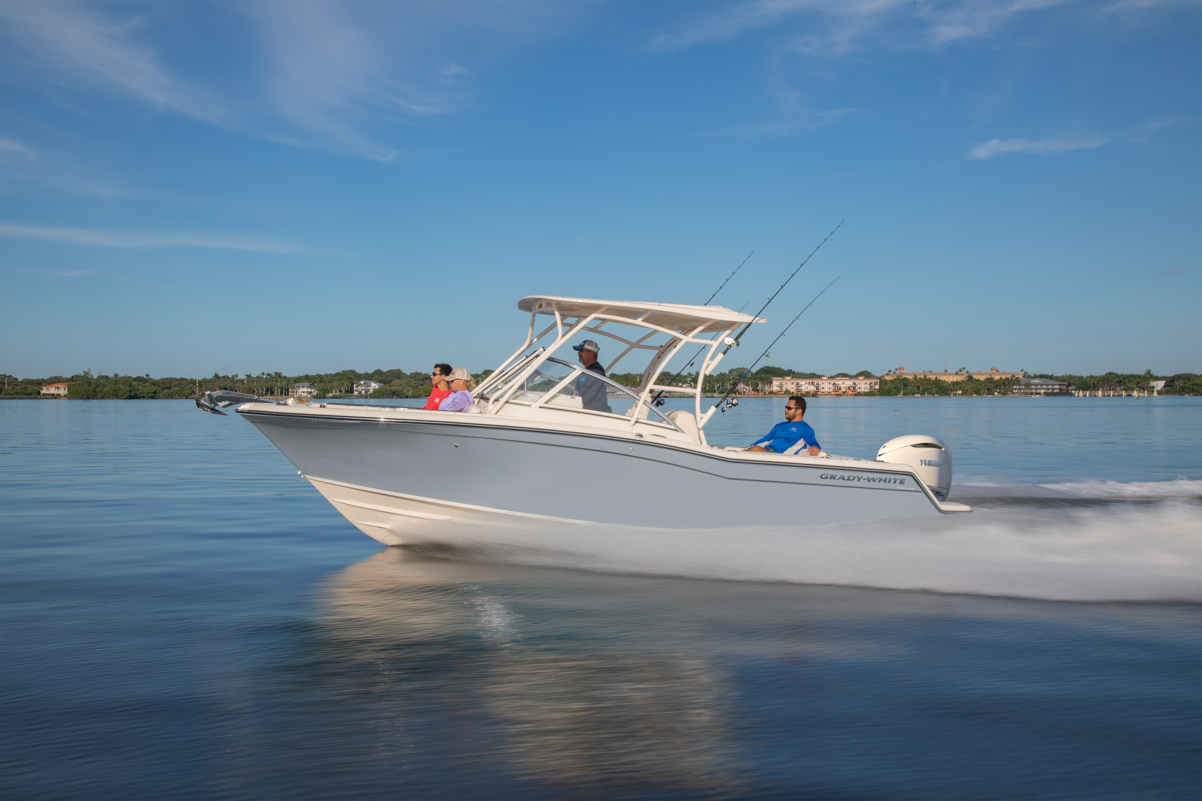 2025 Grady-White Dual Console: Freedom Freedom 235
